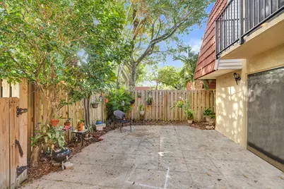 736 NW 98th Circle, Plantation, FL 33324 - Photo 38