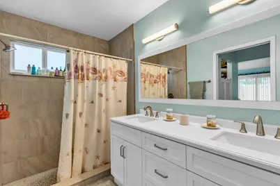 111 Maplecrest Circle, Jupiter, FL 33458 - Photo 12