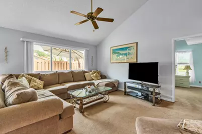 111 Maplecrest Circle, Jupiter, FL 33458 - Photo 2