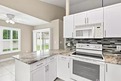 4357 SE Scotland Cay Way, Stuart, FL 34997 - Photo 16