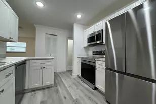 1331 W Campanelli Dr, Plantation, FL 33322 - Photo 6