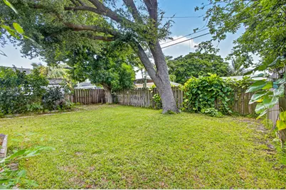 216 E 24th Street, Riviera Beach, FL 33404 - Photo 36