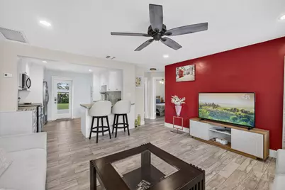 216 E 24th Street, Riviera Beach, FL 33404 - Photo 10