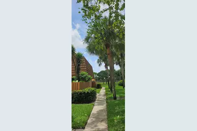 141 Heritage Way SE, West Palm Beach, FL 33407 - Photo 6