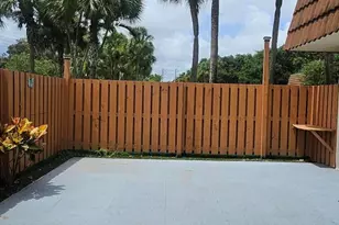 141 Heritage Way SE, West Palm Beach, FL 33407 - Photo 14