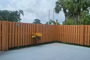 141 Heritage Way SE, West Palm Beach, FL 33407 - Photo 14