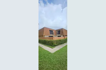 141 Heritage Way SE, West Palm Beach, FL 33407 - Photo 8