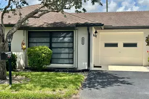 4964 Eaglewood Rd, Boynton Beach, FL 33436 - Photo 2