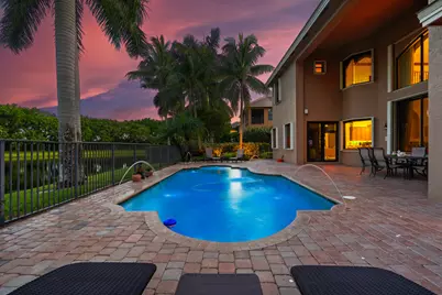 10538 Versailles Boulevard, Wellington, FL 33449 - Photo 10