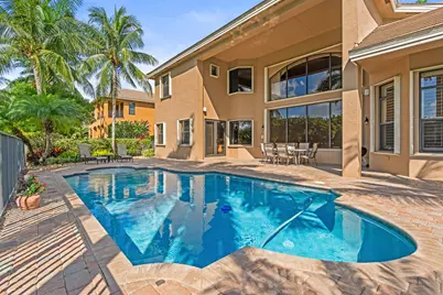 10538 Versailles Boulevard, Wellington, FL 33449 - Photo 34