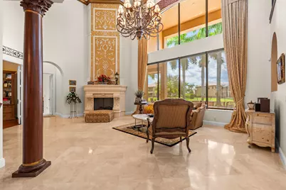 10538 Versailles Boulevard, Wellington, FL 33449 - Photo 14