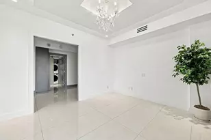 2000 Island Blvd, Aventura, FL 33160 - Photo 14