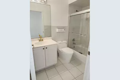 5524 Boynton Gardens Drive, Boynton Beach, FL 33437 - Photo 18