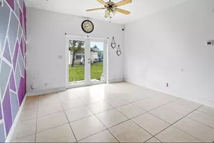 2430 NW 13th St, Pompano Beach, FL 33069 - Photo 8