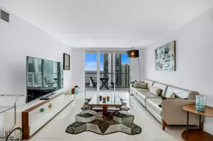 1155 Brickell Bay Dr, Miami, FL 33131 - Photo 10
