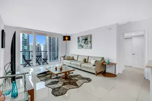 1155 Brickell Bay Dr, Miami, FL 33131 - Photo 8