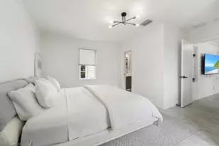 313 N 16th Ave N, Lake Worth Beach, FL 33460 - Photo 10