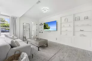 313 N 16th Ave N, Lake Worth Beach, FL 33460 - Photo 2
