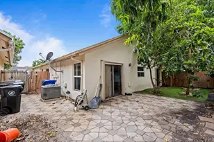 312 Bishop Rd, North Lauderdale, FL 33068 - Photo 20