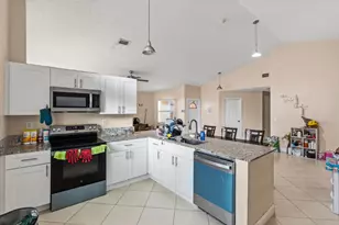 312 Bishop Rd, North Lauderdale, FL 33068 - Photo 14