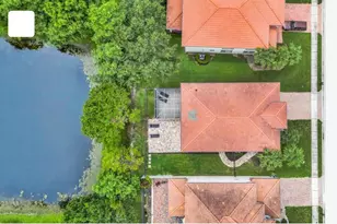 1070 Grove Park Cir, Boynton Beach, FL 33436 - Photo 12