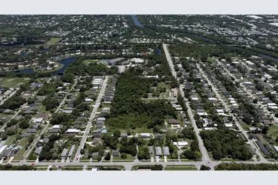 18094 Limestone Creek Road, Jupiter, FL 33458 - Photo 12