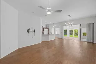 5006 SE Devenwood Way, Stuart, FL 34997 - Photo 4