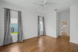 5006 SE Devenwood Way, Stuart, FL 34997 - Photo 8