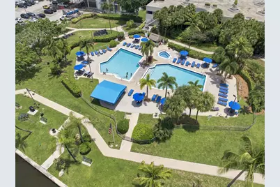 18181 NE 31st Court #PH10, Aventura, FL 33160 - Photo 16