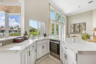 8651 SE Somerset Island Way, Jupiter, FL 33458 - Photo 18