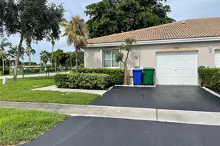 1810 SW 114th Ter, Miramar, FL 33025 - Photo 1
