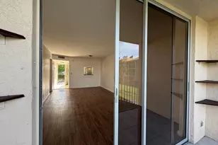 7960 NW 50th St, Lauderhill, FL 33351 - Photo 6