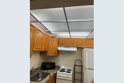 50 Dorchester Way #c, West Palm Beach, FL 33417 - Photo 2
