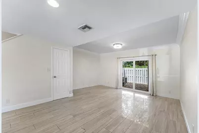 2503 NE 15th Street #2503, Pompano Beach, FL 33062 - Photo 12