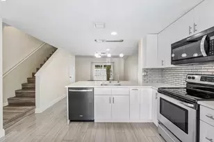 2503 NE 15th St, Pompano Beach, FL 33062 - Photo 8
