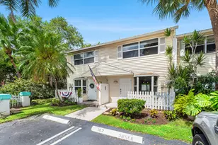 2503 NE 15th St, Pompano Beach, FL 33062 - Photo 2