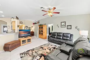 5863 Azalea Cir, West Palm Beach, FL 33415 - Photo 16