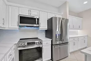 7659 Cinebar Dr, Boca Raton, FL 33433 - Photo 8