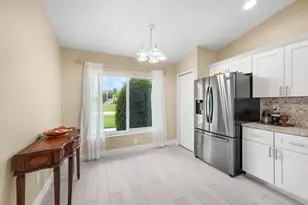 5861 NW Cullom Cir, Port Saint Lucie, FL 34986 - Photo 8