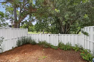 3714 Savoy Ln, West Palm Beach, FL 33417 - Photo 32