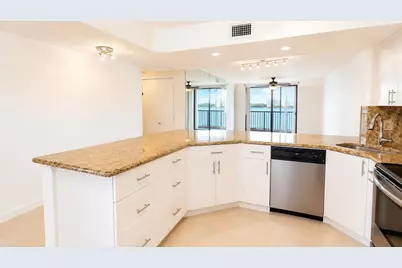 115 Lake Emerald Drive #210, Oakland Park, FL 33309 - Photo 6