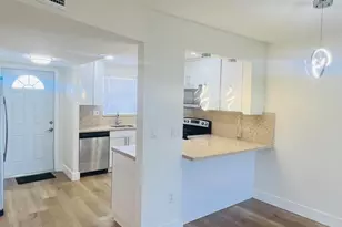 8345 Sunrise Lakes Blvd, Sunrise, FL 33322 - Photo 6