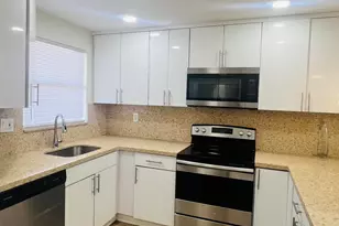 8345 Sunrise Lakes Blvd, Sunrise, FL 33322 - Photo 2