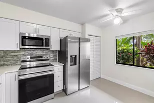 7290 Kinghurst Dr, Delray Beach, FL 33446 - Photo 14