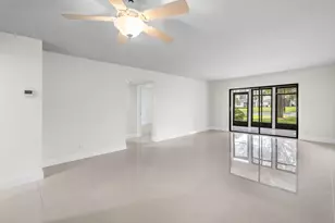 7290 Kinghurst Dr, Delray Beach, FL 33446 - Photo 12