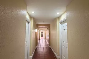 630 S Sapodilla Ave, West Palm Beach, FL 33401 - Photo 2