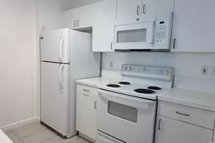 630 S Sapodilla Ave, West Palm Beach, FL 33401 - Photo 2