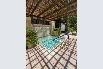 630 S Sapodilla Avenue #323, West Palm Beach, FL 33401 - Photo 14