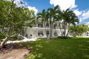 2060 NE 1st St, Deerfield Beach, FL 33441 - Photo 6