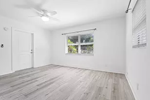 2060 NE 1st St, Deerfield Beach, FL 33441 - Photo 24
